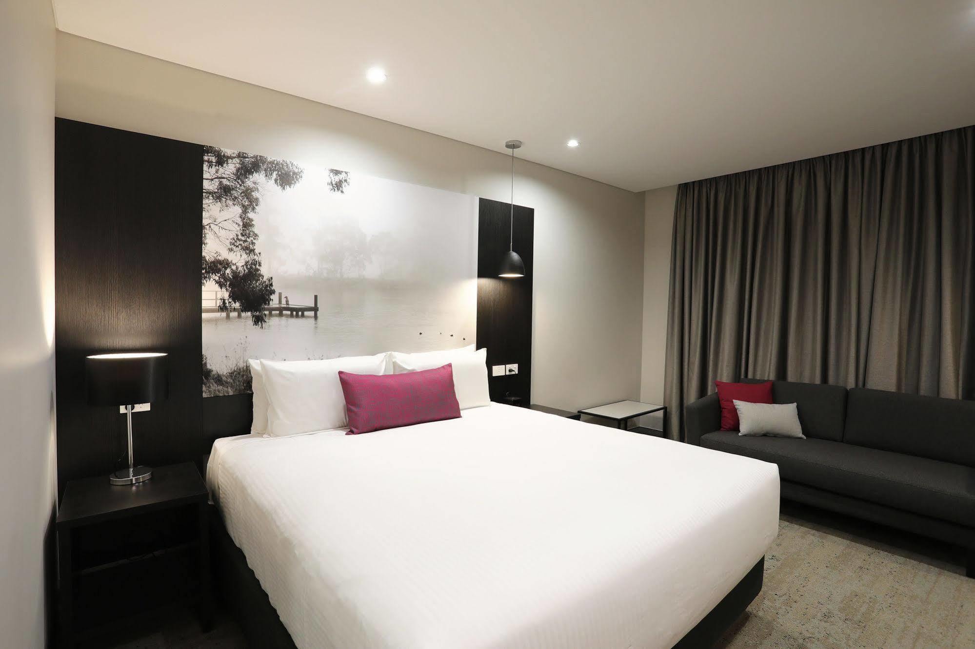 Mercure Tamworth Bagian luar foto